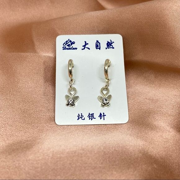 NIB Pure real Silver Butter Fly Cubic Zirconia Stone Earring - Picture 3 of 6